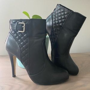 Black Ariana Madden Girl Ankle Boots